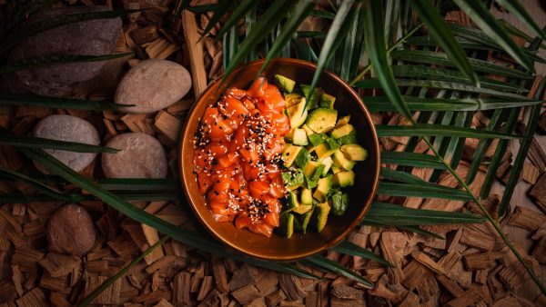 Poke salmon tartar